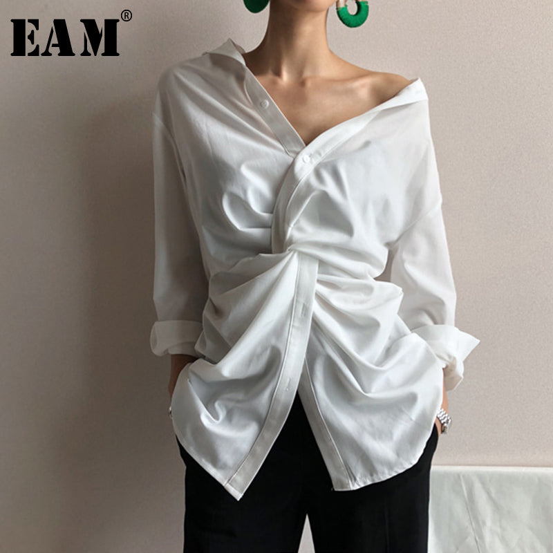 [EAM] 2020 New Spring Autumn White V-Neck Long Sleeve Irregular Cross Loose Personality Shirt Women Blouse Fashion Tide 1C069