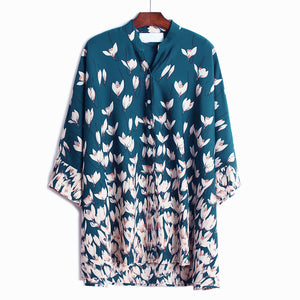 [EAM] Women Pattern Printed Big Size Blouse New Stand Collar Three-quarter Sleeve Loose Shirt Fashion Spring Autumn 2020 1W619